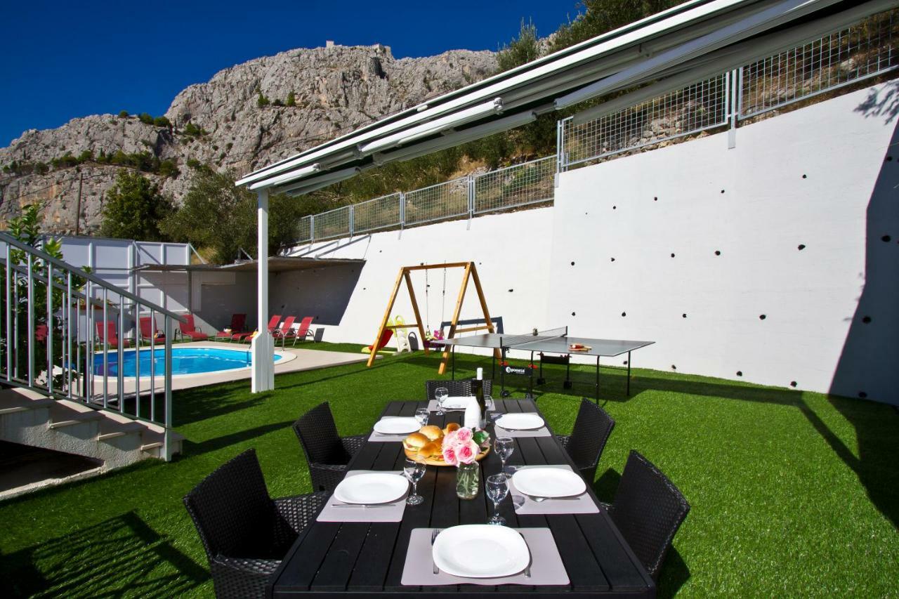 Villa Omis Michy - Family House For Big And Small Groups Exterior foto